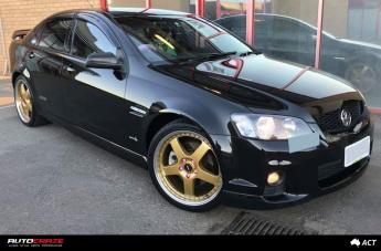 HOLDEN-COMMODORE-FR